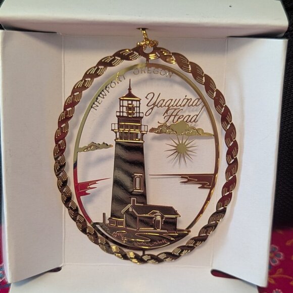 NWT Ornament Yaquina Lighthouse Christmas Tree Holiday Decoration Newport Oregon - Picture 8 of 8